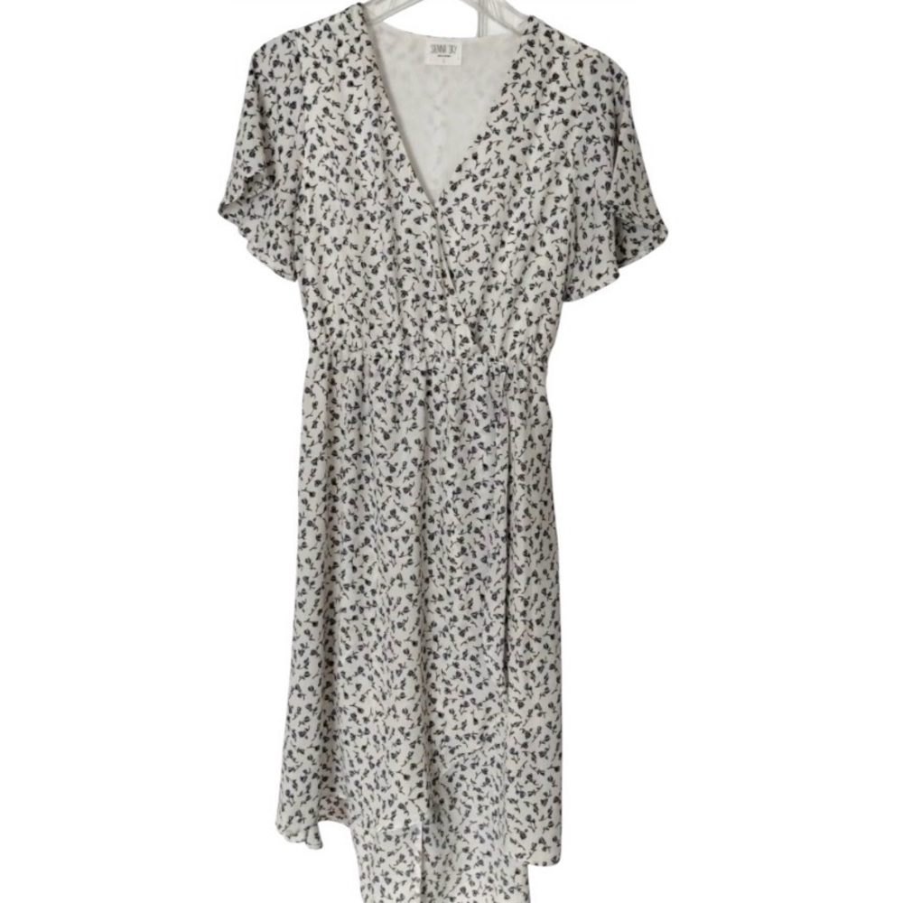 Sienna Sky White & Blue Floral Faux-Wrap Hi-Low Dress Size Small Summer Dress